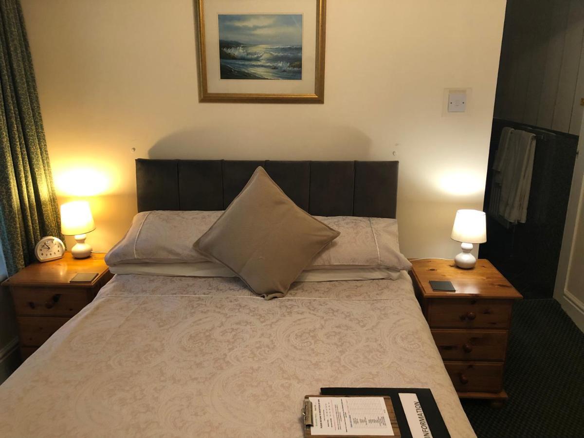 Bron Menai Guest House 卡纳芬 外观 照片